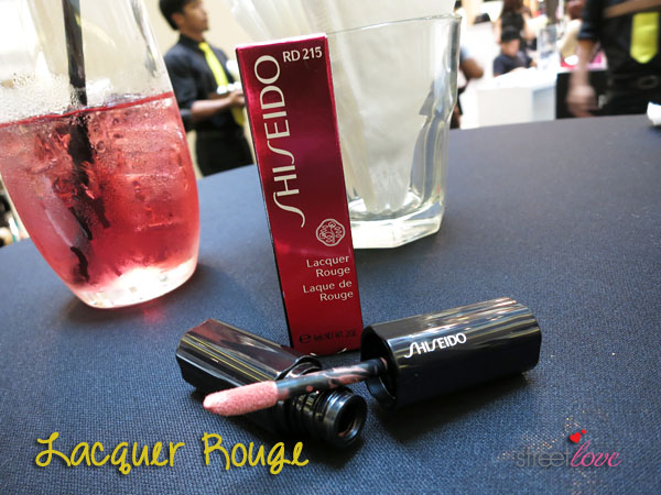 Shiseido Lacquer Rouge1