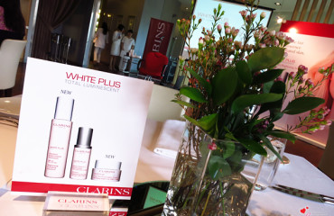 Clarins New White Plus Total Luminescent Day and Night Duo 1