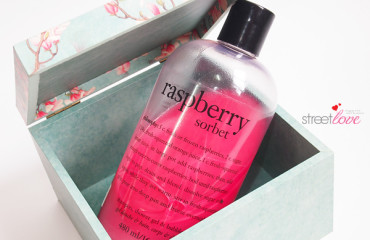 Philosophy Raspberry Sorbet Shampoo, Shower Gel & Bubble Bath 1