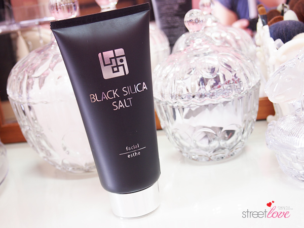 Black Silica Salt Facial Esthe