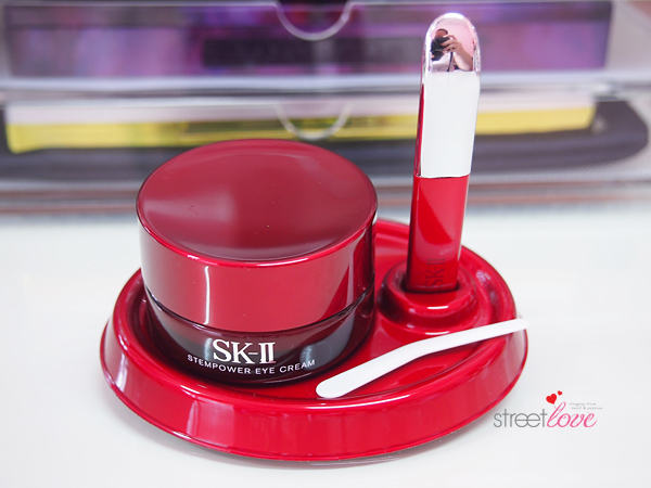 SK-II Magnetic Eye Care Kit Content