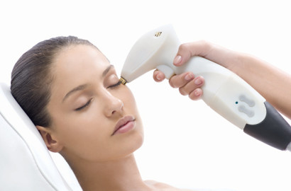 Laser face neck skin tightening
