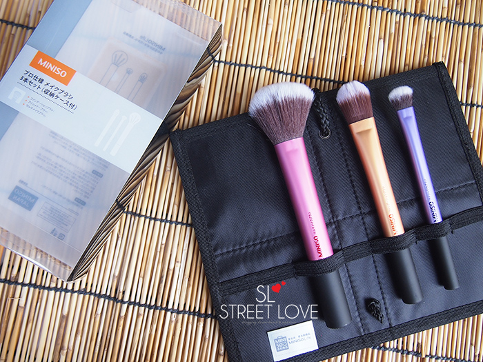 Miniso Cosmetic Bag With 3 Brushes Set